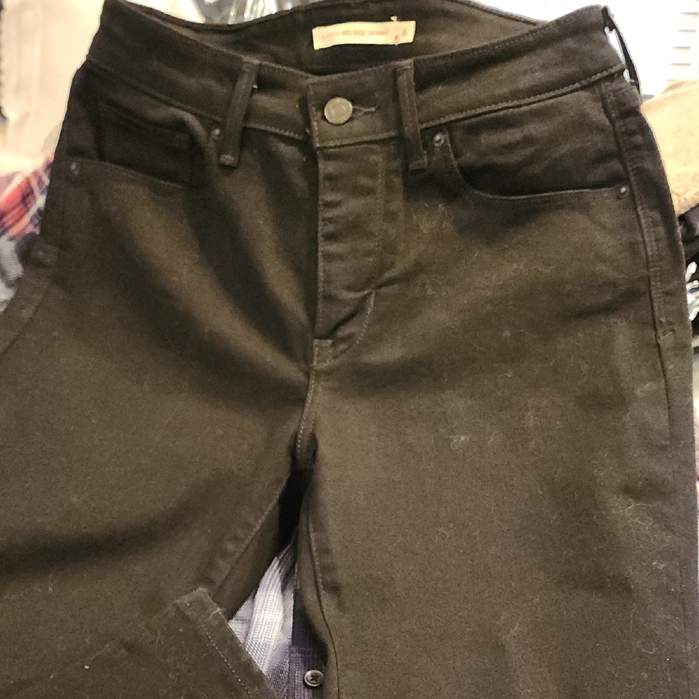 Levi's Black Denim Jeans. 6M - W28 L30